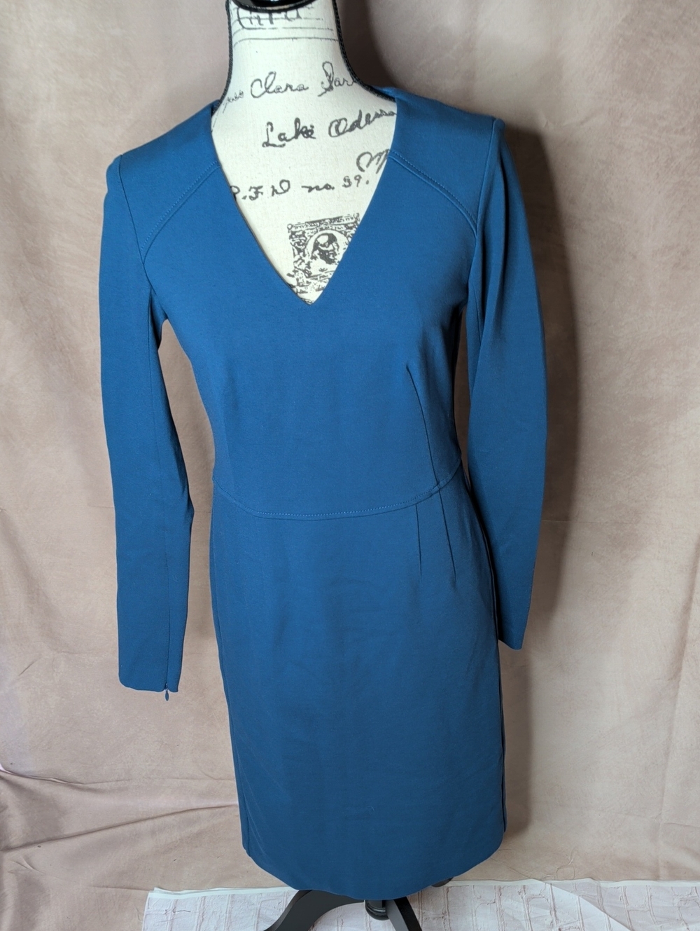 Worth New York Blue Knee Length V-Neck Long Sleeve Work Dress Size 4
